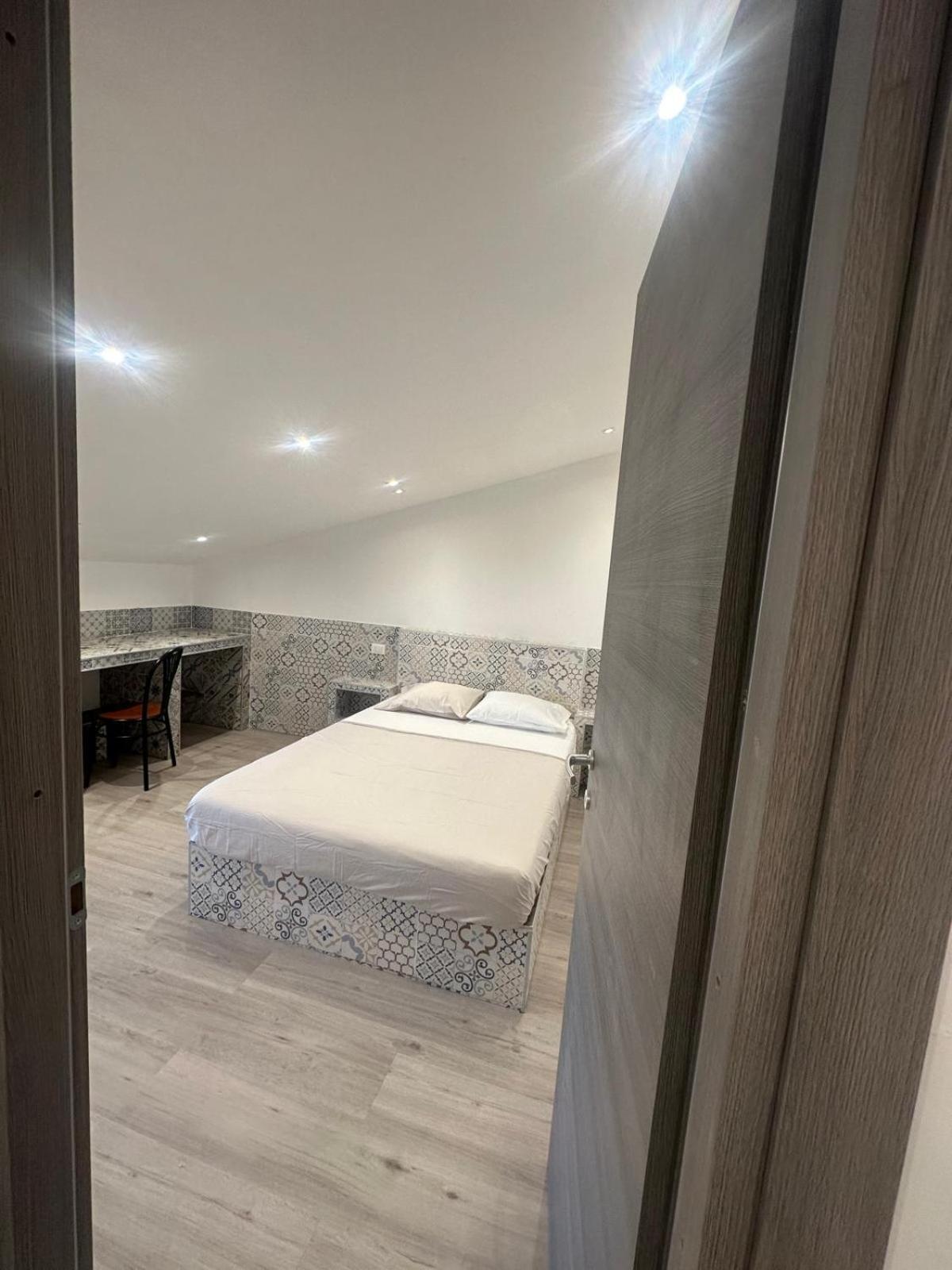 Oh Apartments Fiera Верона Екстериор снимка