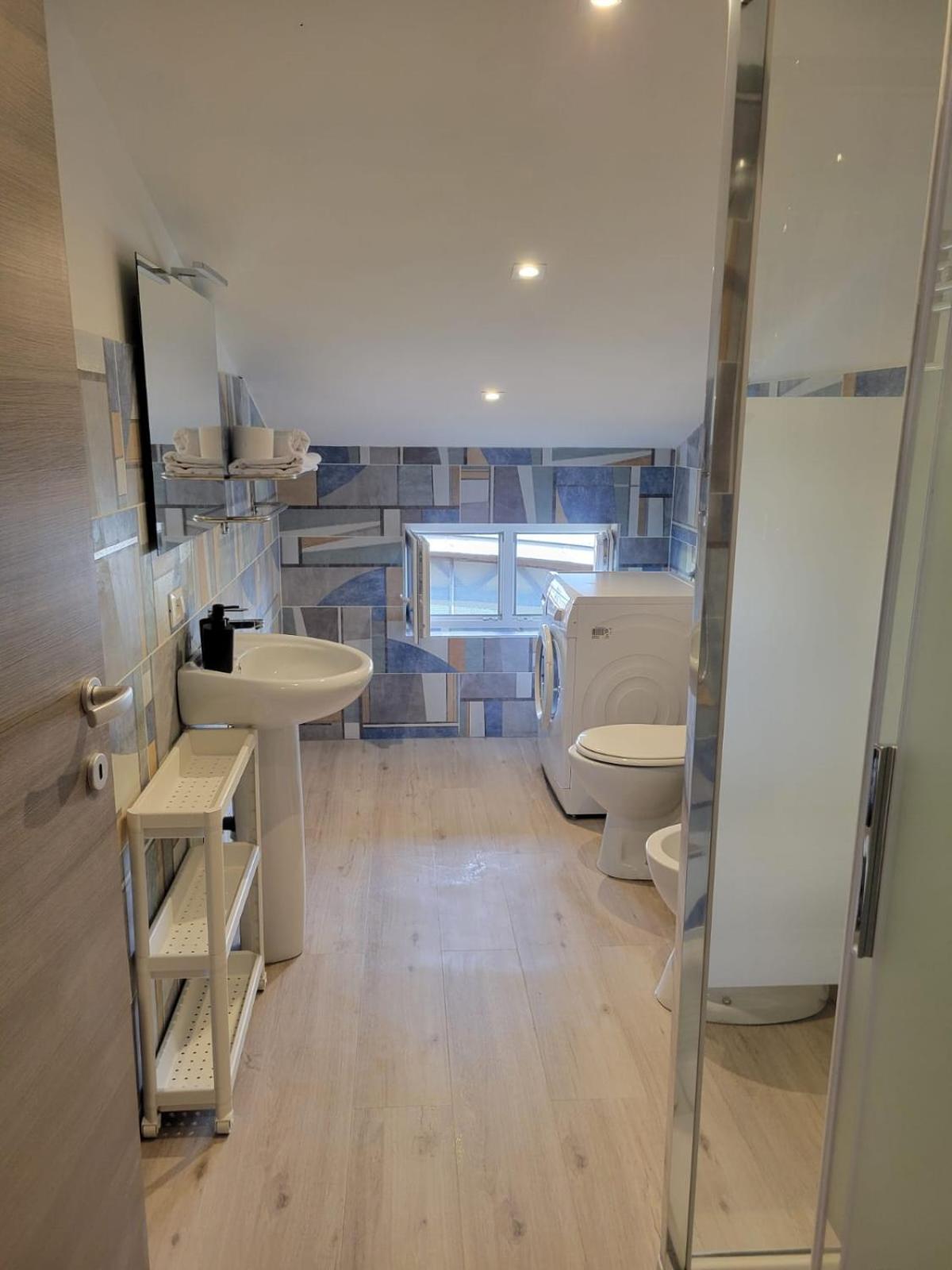 Oh Apartments Fiera Верона Екстериор снимка