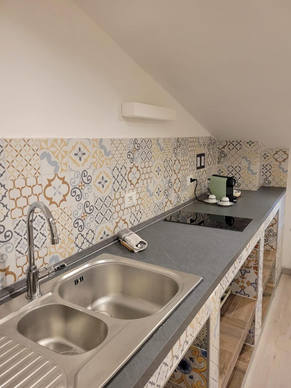 Oh Apartments Fiera Верона Екстериор снимка